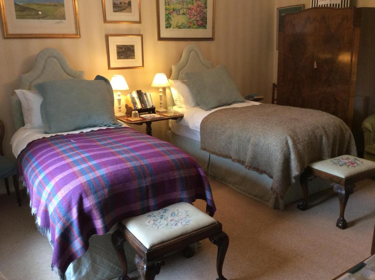 Ingram House Bed & Breakfast Алнуик Екстериор снимка